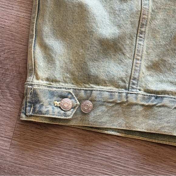 NWOT Madewell Oversized Denim Crop Trucker Jacket - Picture 11 of 11